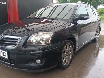 Toyota Avensis, 1.8VVTi top stav